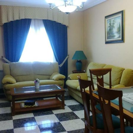 Apartamento Turistico Antigua Universidad Almagro Exteriör bild