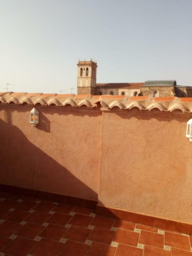 Apartamento Turistico Antigua Universidad Almagro Exteriör bild