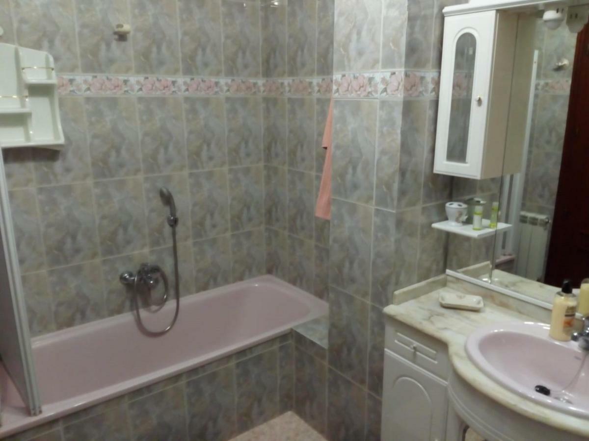 Apartamento Turistico Antigua Universidad Almagro Exteriör bild
